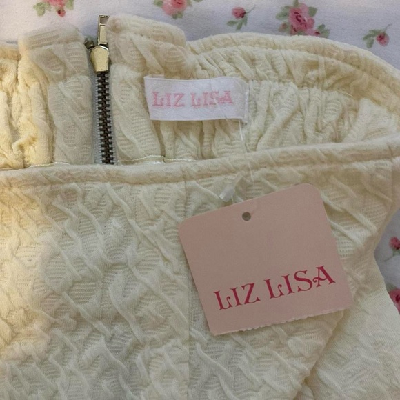 Lolita Liz Lisa Blouse + Skirt Set - Picture 7 of 8